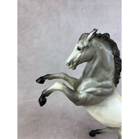 Vintage Breyer Horse Fighting Stallion Nice Variation #2 - Picture 7 of 13